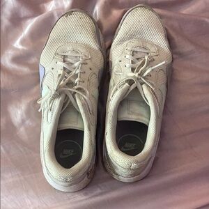 Nike White Low-Top Sneakers with Canvas Upper